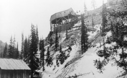 View of Curve Station from Weaver, c1893 (photo courtesy Creede Historical Society 1743-MW-10c4)