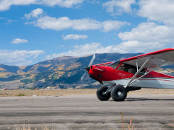 creede fly in airplane